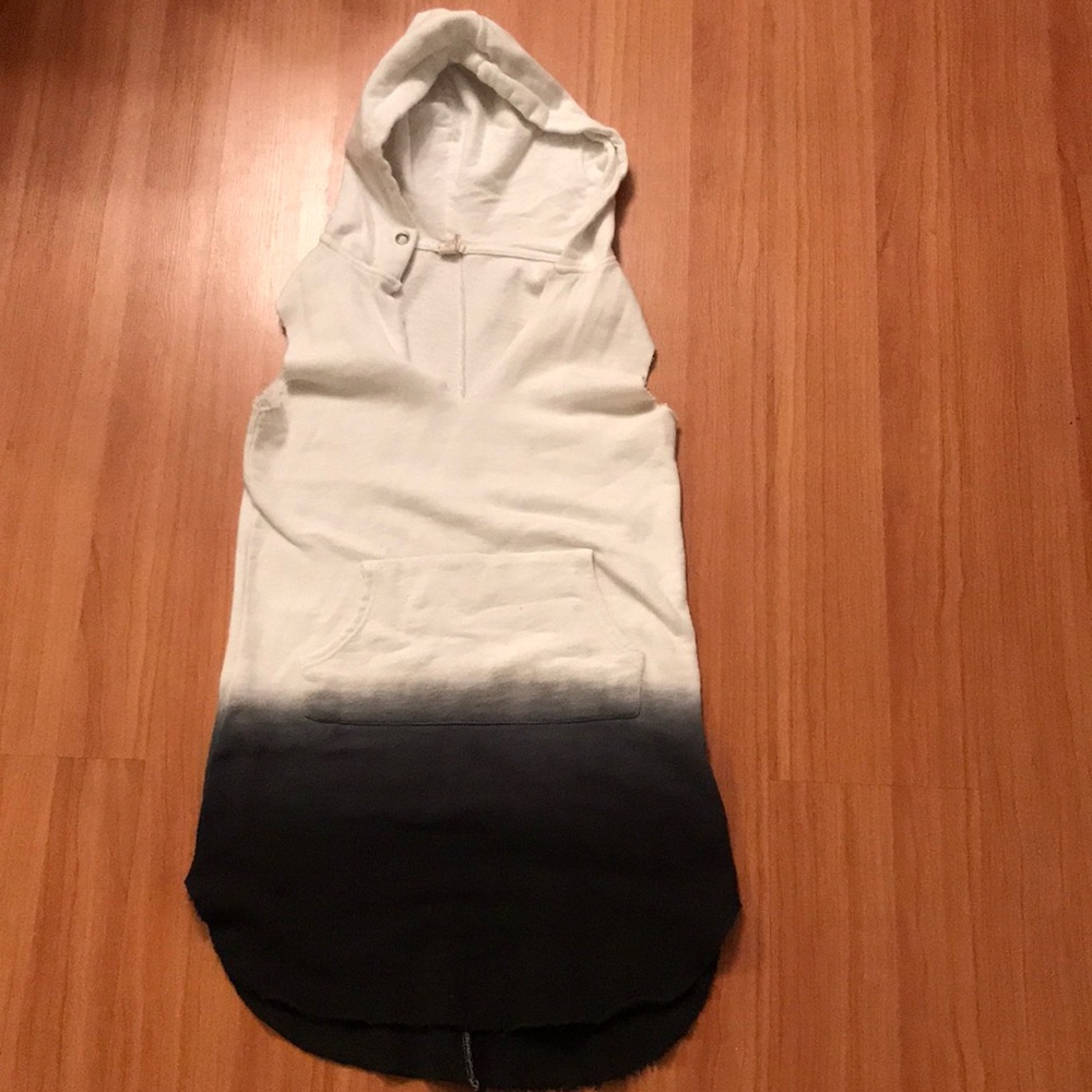 Forever 21 SZ Small cutoff long length hoodie